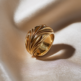 Sculpted Light Ring
