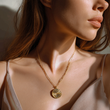 Sole Vivo Necklace – Cuore di Luce – ☀️ Sole Vivo — Cuore di Luce («Живое солнце») Нежнее, воздушнее, мягче — и точно отражает характер этой модели. ✨ Sole Vivo — Cuore di Luce Тёплый, си