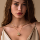 Cuore Intrecciato Necklace – Cuore di Luce – Luminous openwork heart ✨ Cuore Intrecciato — 18K gold vermeil pendant with sparkling zirconia. A signature Cuore di Luce design